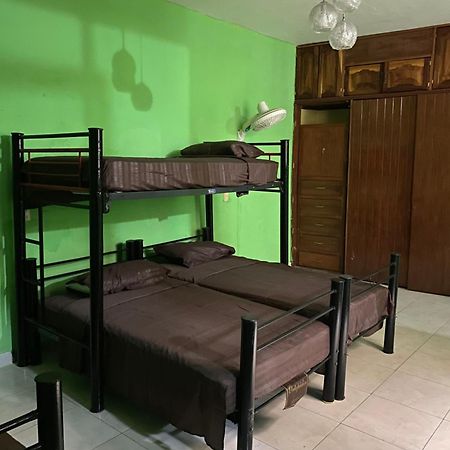 Hostal Tequila Luaran gambar